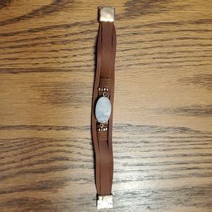 Magnetic clasp bracelet